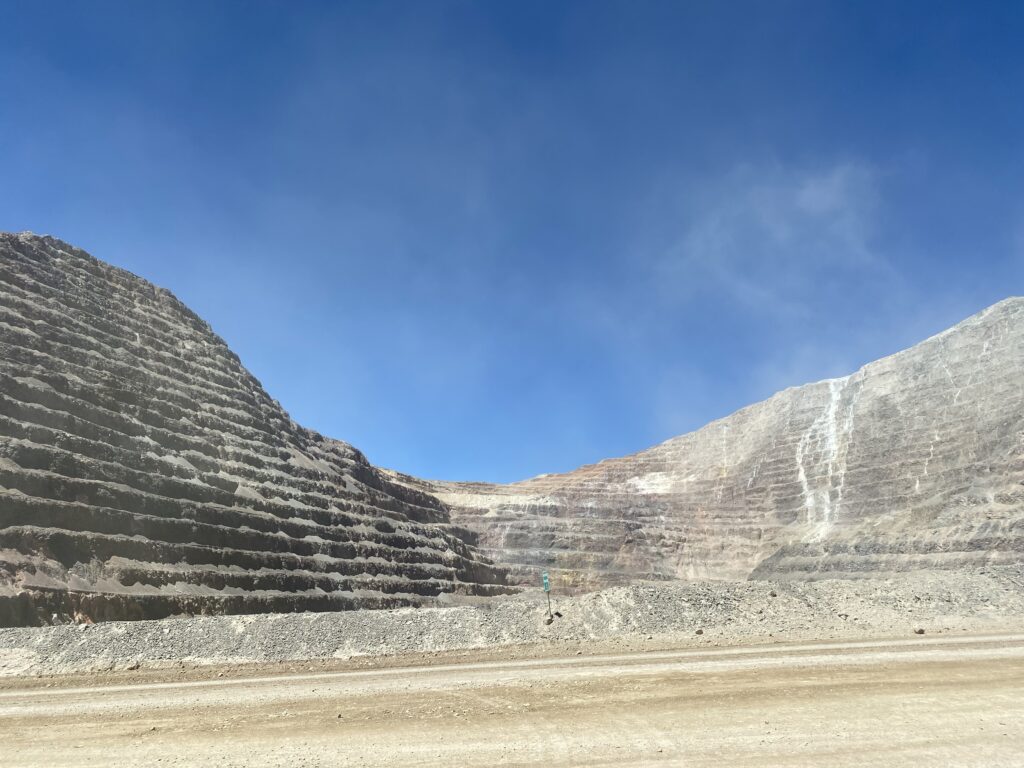 No-hay-minas-de-oro-en-carpeta-que-puedan-reemplazar-a-las-que-estan-proximas-a-su-cierre.-728x335